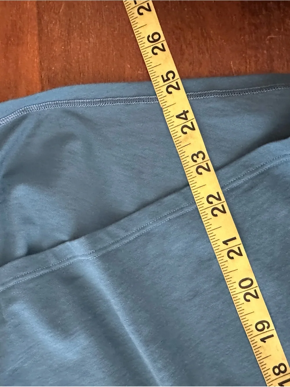 Lululemon Back In Action Women's‎ Teal Boatneck Long-Sleeve athletic Top size 6